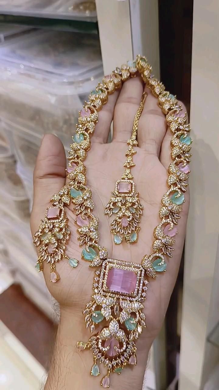 South Women Diamond and Shine Bling Necklace Set