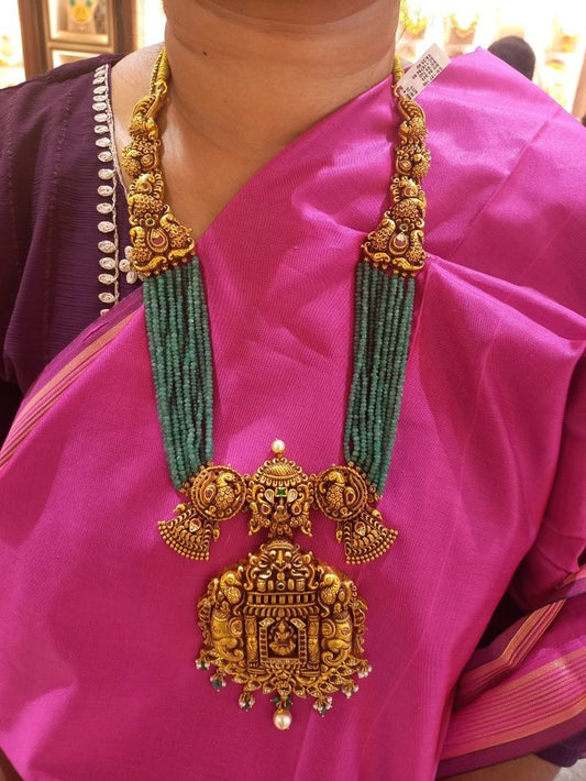 Classic necklace in Telugu style